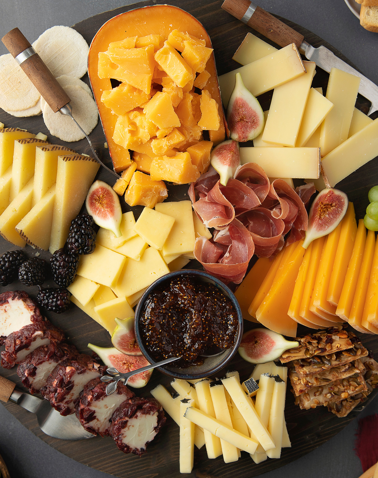 Atalanta Premium cheese and charcuterie board photography